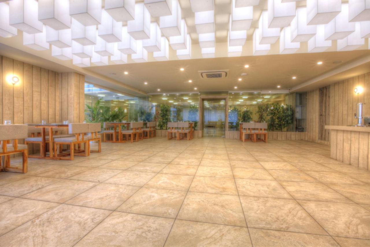 Scenaria Hotel Ahmadábád Kültér fotó