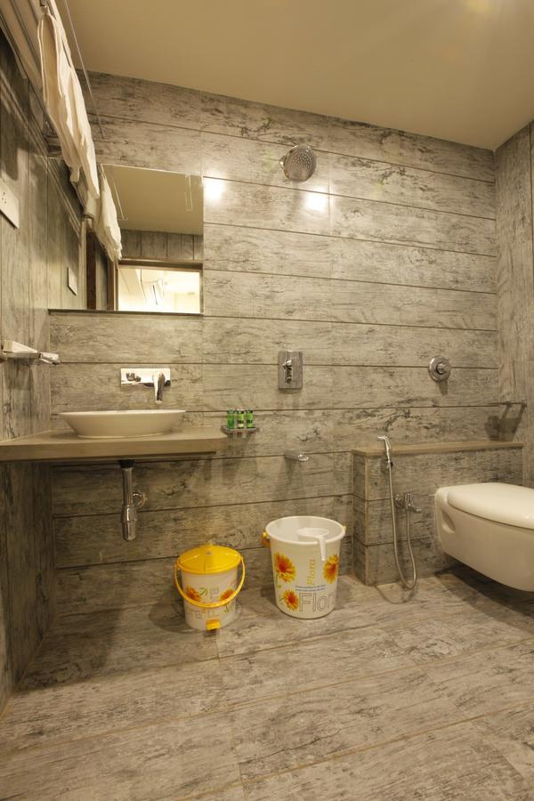 Scenaria Hotel Ahmadábád Kültér fotó